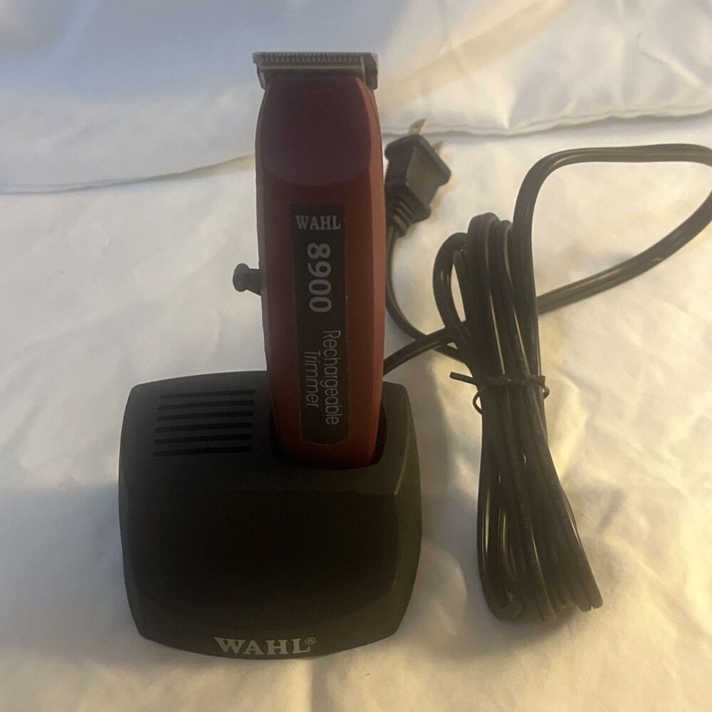Wahl 8900 Rechargeable Trimmer W/Charger